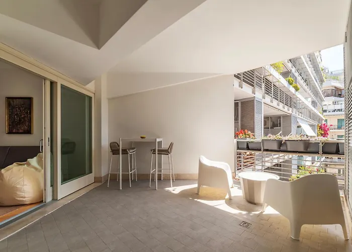 Guesthost - Porta Portese Modern Terrace Rome