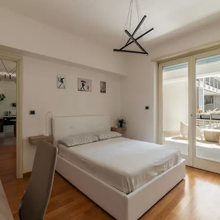 Porta Portese Modern Terrace
